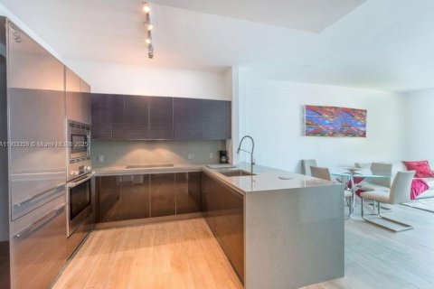 Condominio en alquiler en Miami, Florida, 1 dormitorio, 69.49 m2 № 1954384 - foto 19
