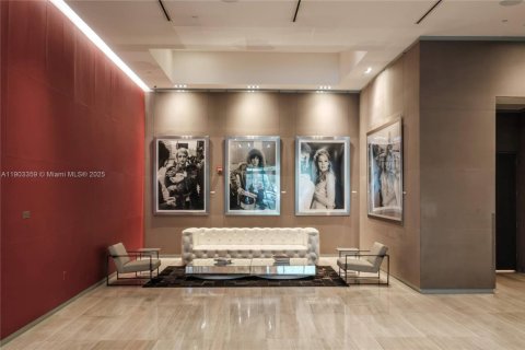 Condominio en alquiler en Miami, Florida, 1 dormitorio, 69.49 m2 № 1954384 - foto 3