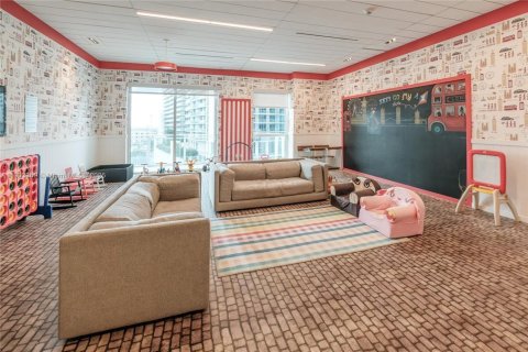 Condominio en alquiler en Miami, Florida, 1 dormitorio, 69.49 m2 № 1954384 - foto 4