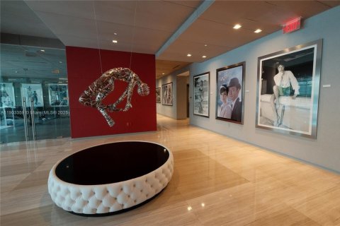 Condominio en alquiler en Miami, Florida, 1 dormitorio, 69.49 m2 № 1954384 - foto 6