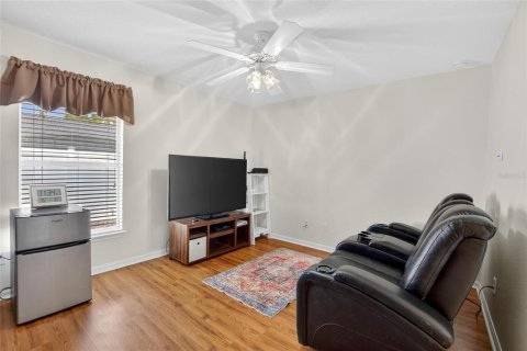 House in Auburndale, Florida 4 bedrooms, 244.8 sq.m. № 1911980 - photo 18