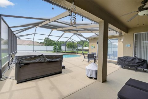 House in Auburndale, Florida 4 bedrooms, 244.8 sq.m. № 1911980 - photo 23