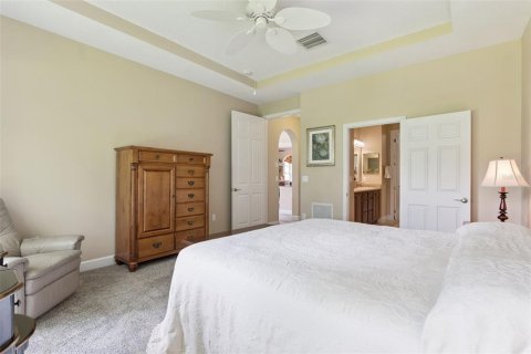 House in DeLand, Florida 2 bedrooms, 146.04 sq.m. № 2266898 - photo 18