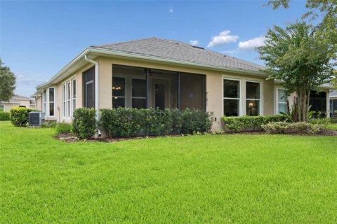 House in DeLand, Florida 2 bedrooms, 146.04 sq.m. № 2266898 - photo 30