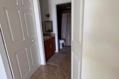 Copropriété à louer à Lauderhill, Floride: 1 chambre, 83.61 m2 № 2390045 - photo 7