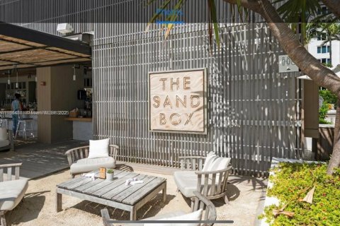 Copropriété à louer à Miami Beach, Floride: 61.32 m2 № 2194650 - photo 23