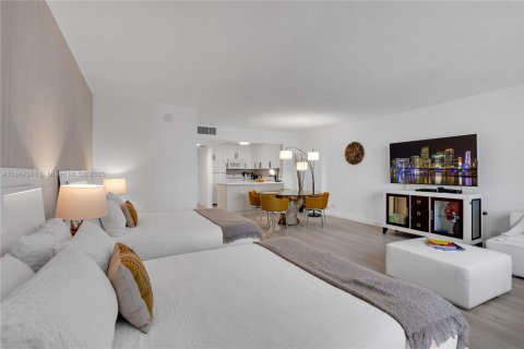 Copropriété à louer à Miami Beach, Floride: 61.32 m2 № 2194650 - photo 11