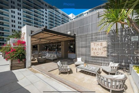 Copropriété à louer à Miami Beach, Floride: 61.32 m2 № 2194650 - photo 25