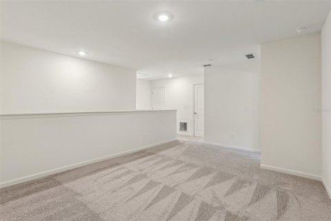 Touwnhouse à vendre à Kissimmee, Floride: 3 chambres, 163.88 m2 № 2299724 - photo 11