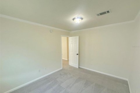 House in Lady Lake, Florida 3 bedrooms, 151.62 sq.m. № 1914453 - photo 10