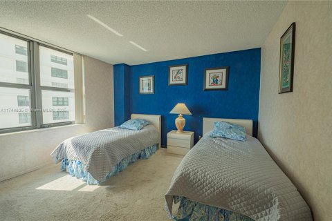 Copropriété à louer à Bal Harbour, Floride: 2 chambres, 180.42 m2 № 1863659 - photo 17