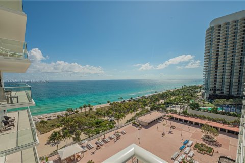 Copropriété à louer à Bal Harbour, Floride: 2 chambres, 180.42 m2 № 1863659 - photo 3