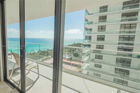 Copropriété à louer à Bal Harbour, Floride: 2 chambres, 180.42 m2 № 1863659 - photo 10