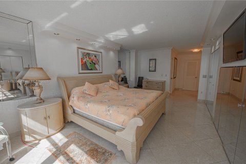 Copropriété à louer à Bal Harbour, Floride: 2 chambres, 180.42 m2 № 1863659 - photo 20
