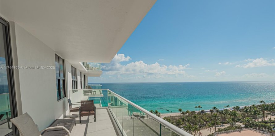 Condo à Bal Harbour, Floride, 2 chambres № 1863659