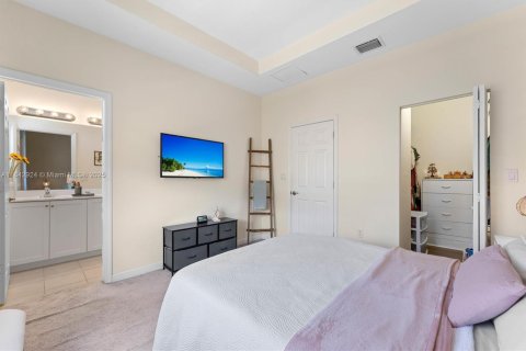 Townhouse in Hialeah, Florida 3 bedrooms, 123.75 sq.m. № 1852012 - photo 20