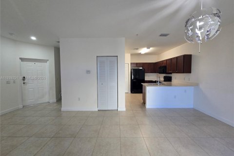 Снять в аренду кондоминиум в Майами, Флорида 2 спальни, 108.88м2, № 1998474 - фото 5
