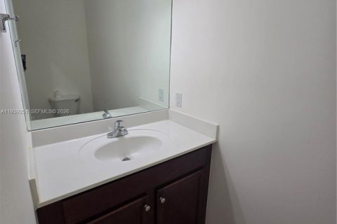 Снять в аренду кондоминиум в Майами, Флорида 2 спальни, 108.88м2, № 1998474 - фото 16