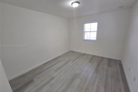 Снять в аренду кондоминиум в Майами, Флорида 2 спальни, 108.88м2, № 1998474 - фото 28