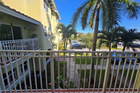 Снять в аренду кондоминиум в Майами, Флорида 2 спальни, 108.88м2, № 1998474 - фото 15