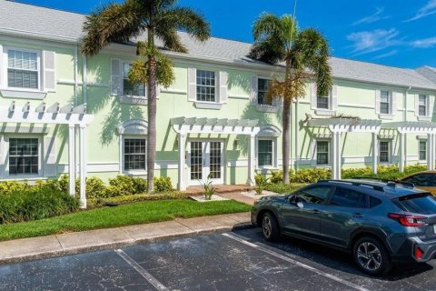 Condominio en venta en Saint Petersburg, Florida, 2 dormitorios, 84.73 m2 № 2155996 - foto 24