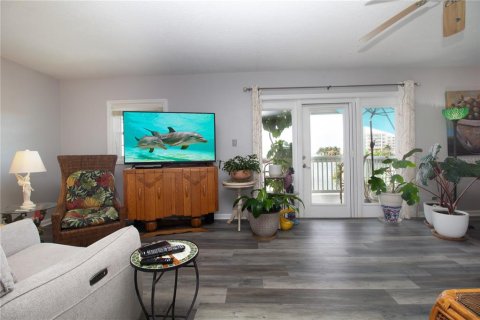 Condominio en venta en Saint Petersburg, Florida, 2 dormitorios, 84.73 m2 № 2155996 - foto 4