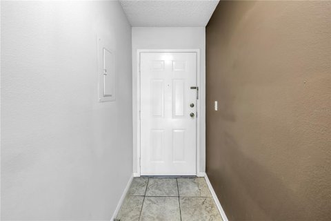 Condo in Clearwater, Florida, 2 bedrooms  № 2101453 - photo 2
