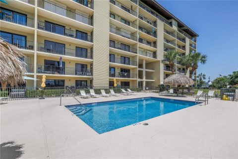 Condo in Clearwater, Florida, 2 bedrooms  № 2101453 - photo 25