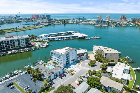 Condo in Clearwater, Florida, 3 bedrooms  № 1570447 - photo 2