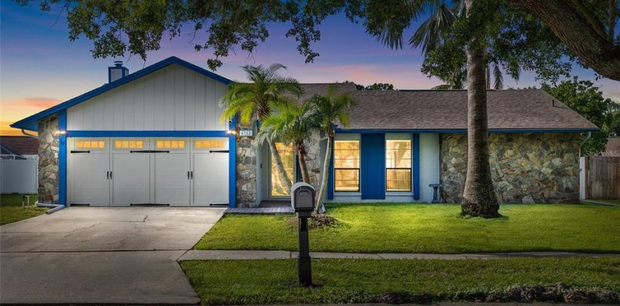 Villa ou maison à Tampa, Floride 3 chambres, 158.49 m2 № 1904529