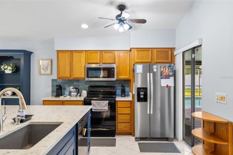 Villa ou maison à louer à Tampa, Floride: 3 chambres, 158.49 m2 № 1904529 - photo 12