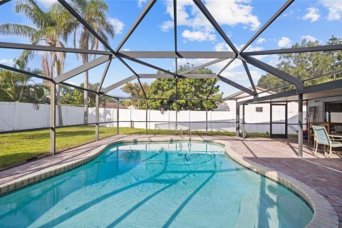 Villa ou maison à louer à Tampa, Floride: 3 chambres, 158.49 m2 № 1904529 - photo 26