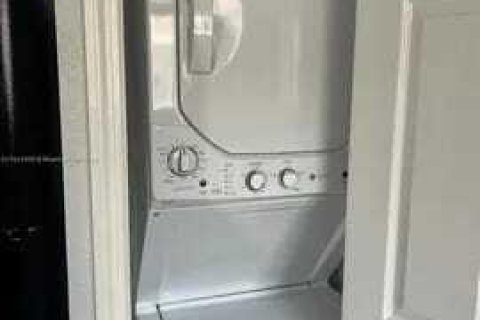 Купить кондоминиум в Хайалиа, Флорида 3 комнаты, 89.46м2, № 2089381 - фото 11