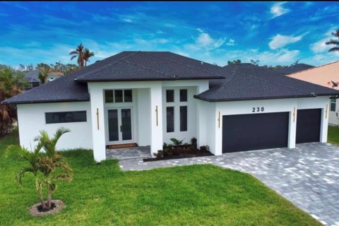House in Rotonda, Florida 3 bedrooms, 209.68 sq.m. № 2213958