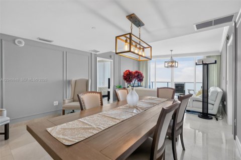 Condo in Sunny Isles Beach, Florida, 2 bedrooms  № 2087947 - photo 4
