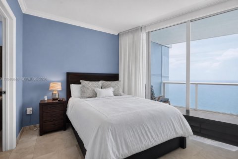Condo in Sunny Isles Beach, Florida, 2 bedrooms  № 2087947 - photo 19