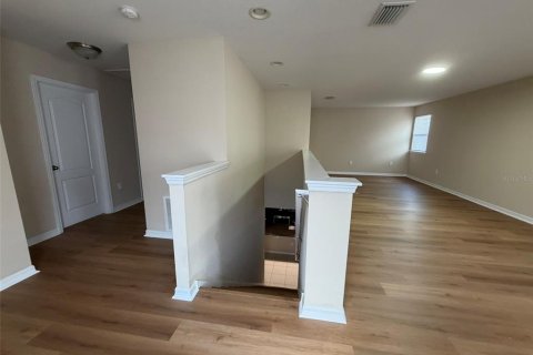 Villa ou maison à louer à Tampa, Floride: 4 chambres, 250 m2 № 2359265 - photo 9