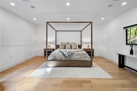 Villa ou maison à louer à Miami, Floride: 4 chambres, 242.1 m2 № 1998689 - photo 19