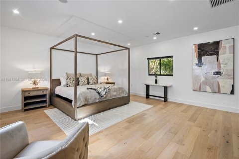 Villa ou maison à louer à Miami, Floride: 4 chambres, 242.1 m2 № 1998689 - photo 20