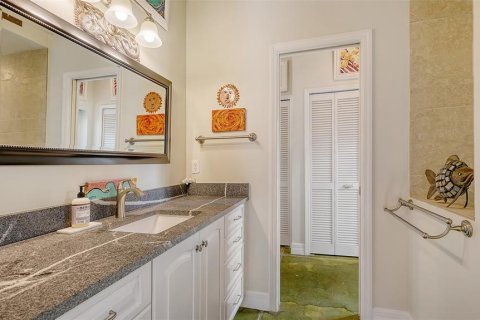 Villa ou maison à vendre à Sarasota, Floride: 3 chambres, 161.46 m2 № 1602569 - photo 30