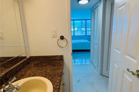 Купить кондоминиум в Авентура, Флорида 1 спальня, 93.37м2, № 1627767 - фото 22