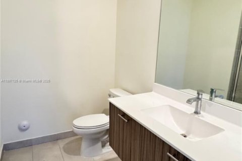 Condo in Doral, Florida, 3 bedrooms  № 1948575 - photo 14