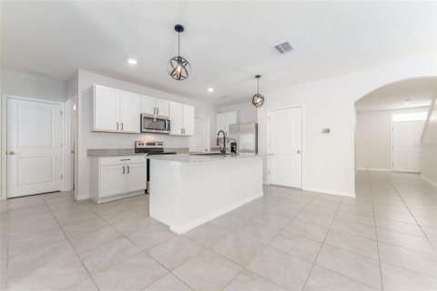 House in Wimauma, Florida 5 bedrooms, 234.3 sq.m. № 2273148 - photo 4