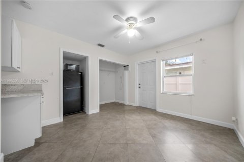 House in Fort Lauderdale, Florida 23.23 sq.m. № 2058399 - photo 16