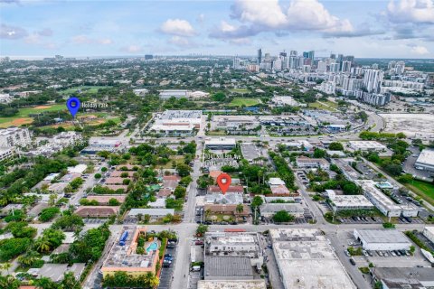 House in Fort Lauderdale, Florida 23.23 sq.m. № 2058399 - photo 21