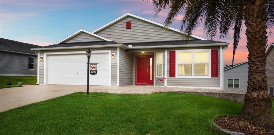 House in The Villages, Florida 3 bedrooms, 146.69 sq.m. № 1858297