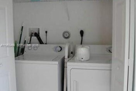 Condominio en venta en Plantation, Florida, 2 dormitorios, 118.91 m2 № 2008130 - foto 14