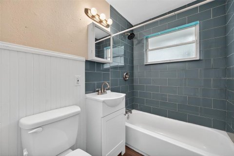 Villa ou maison à louer à Gulfport, Floride: 2 chambres, 75.62 m2 № 1869022 - photo 18