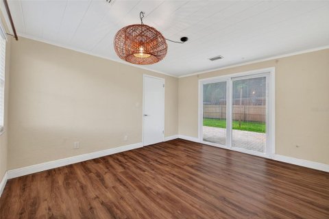 Villa ou maison à louer à Gulfport, Floride: 2 chambres, 75.62 m2 № 1869022 - photo 12