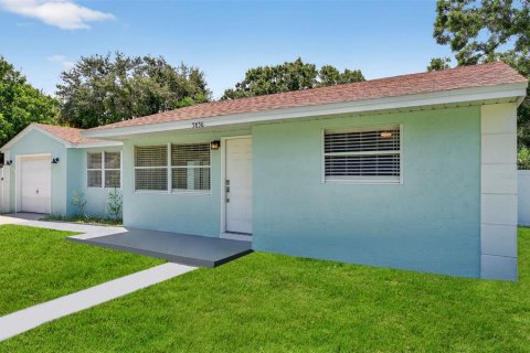 Villa ou maison à louer à Gulfport, Floride: 2 chambres, 75.62 m2 № 1869022 - photo 5